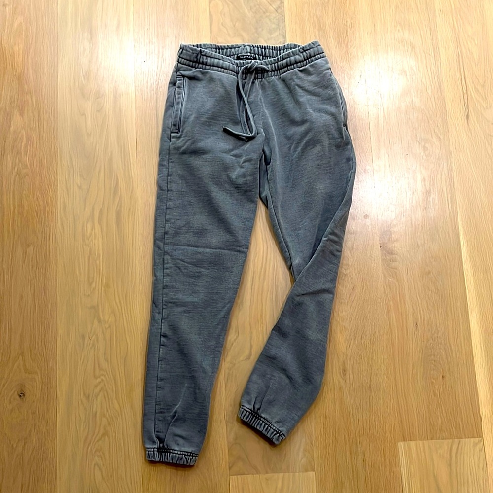 Talentless dark grey jogger. Size XS. Heavyweight cotton.